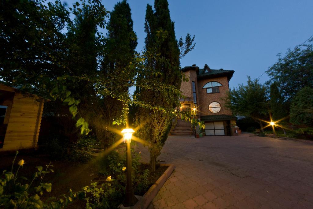 Villa Rosa Гомель Экстерьер фото
